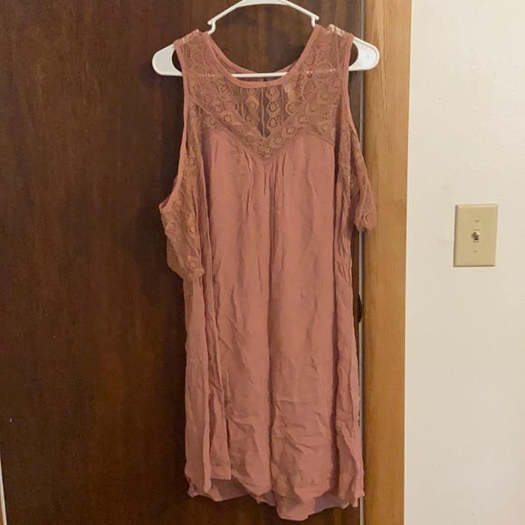 Blush dress - Picture 1 of 3